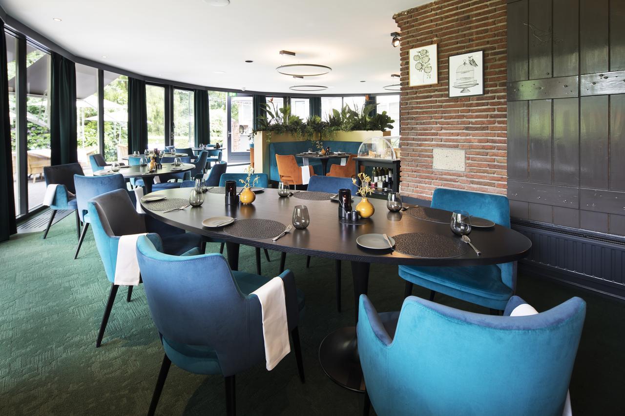 Auberge Du Bonheur Tilburg Bagian luar foto